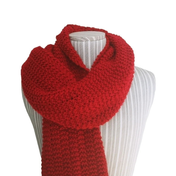 Handmade Knitted Scarf/Shawl/Wrap Wine Red Soft Yarn Fringe - Picture 2 of 4